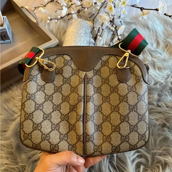 Authentic vintage Gucci web sherry line crossbody bag (WN200) - Picture 5 of 13